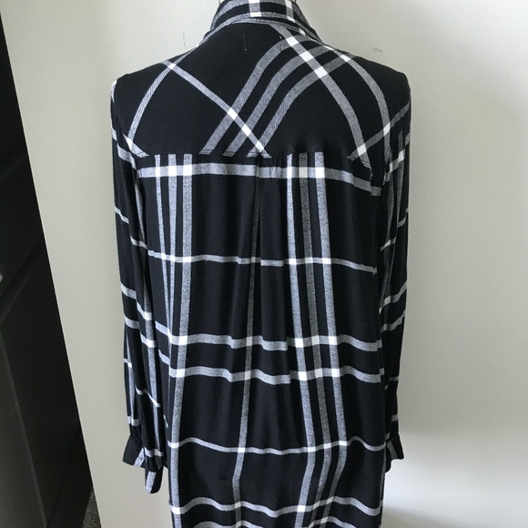 Blouse - Picture 2 of 2